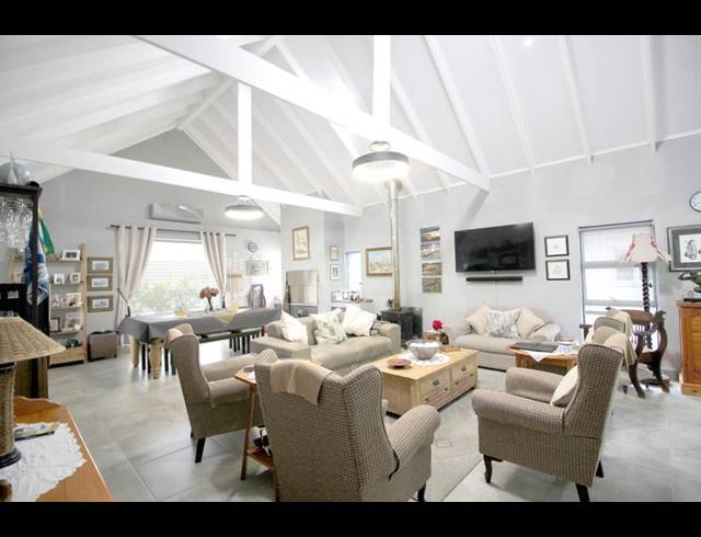 3 BEDROOM HOUSE FOR SALE IN MONTE CHRISTO